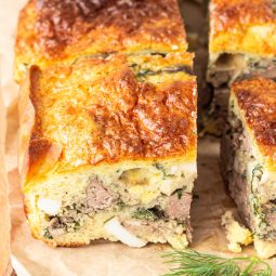 Auflaufkuchen mit Leber, Ei und Dill