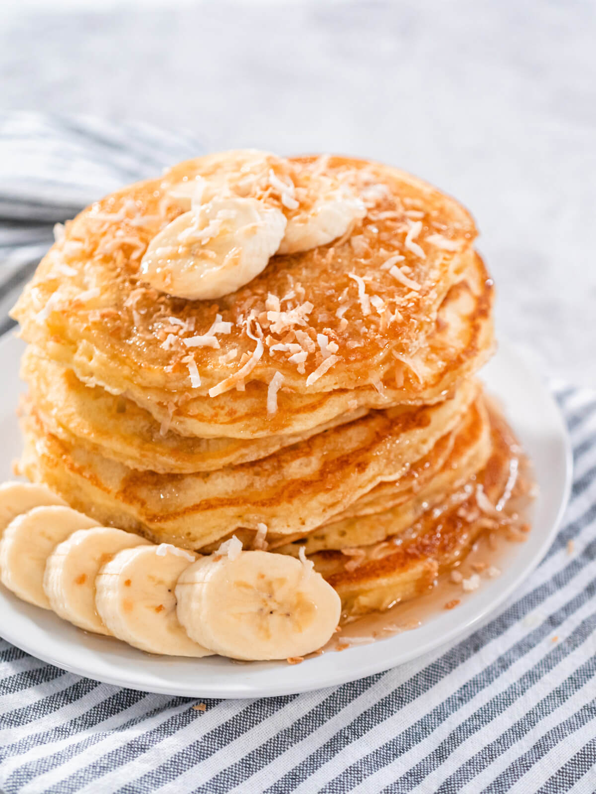 Bananen-Pfannkuchen mit Kokos
