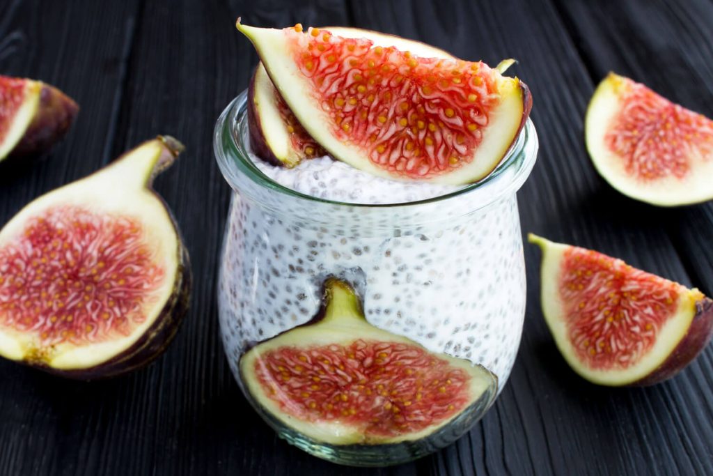 Chia-Pudding mit Feigen