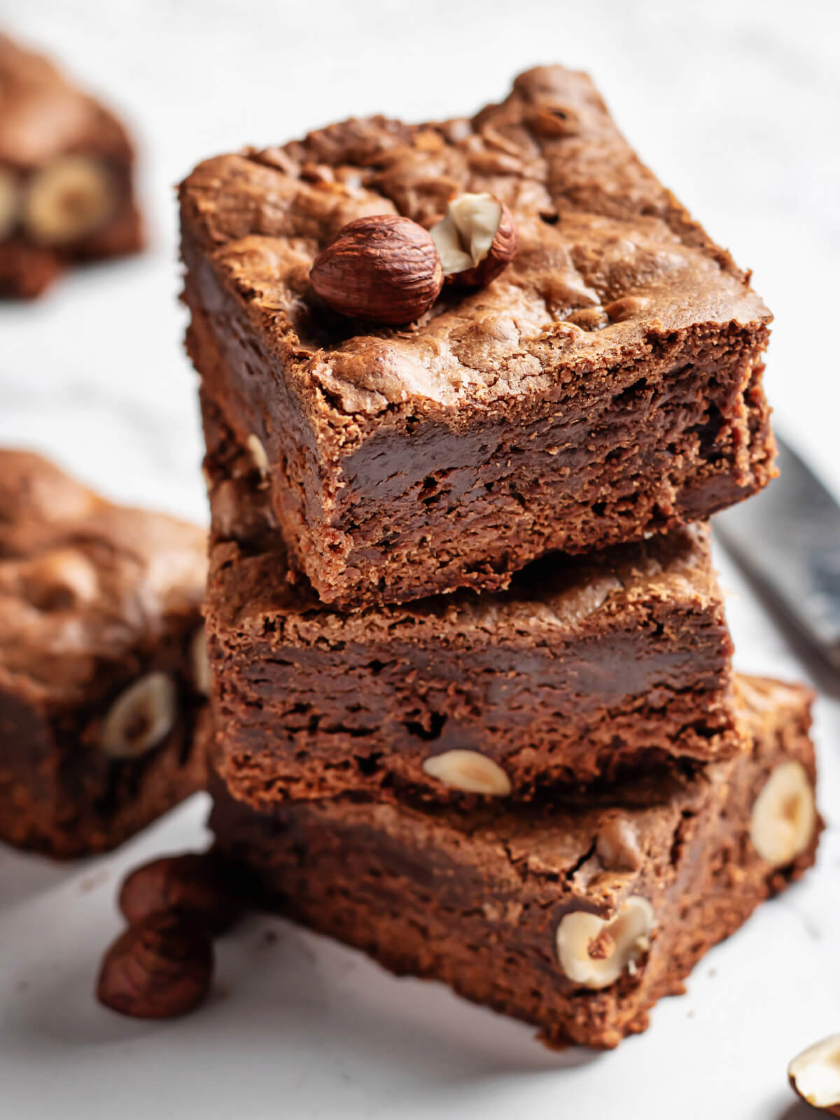 Haselnuss-Brownies mit Espresso und Schokolade