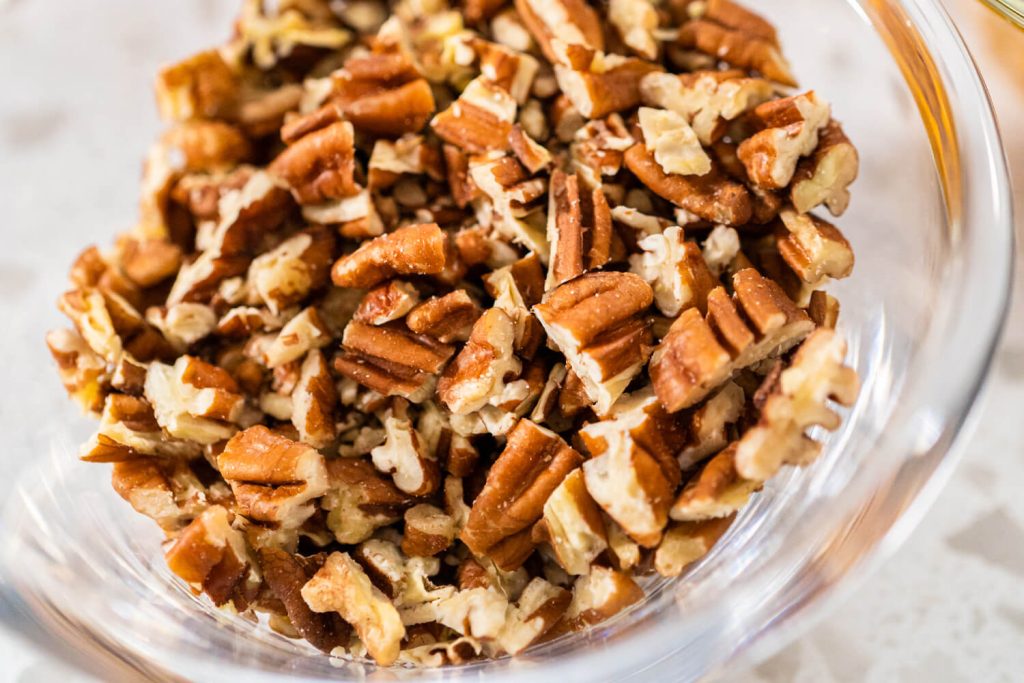 Kürbis Gewürz Fudge mit Pekannüssen