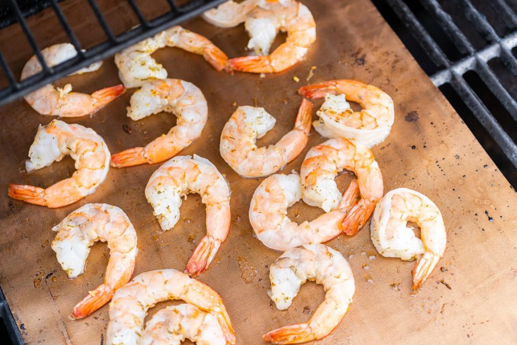 Cremige gegrillte Garnelen