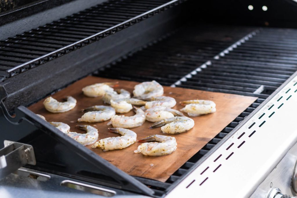 Cremige gegrillte Garnelen