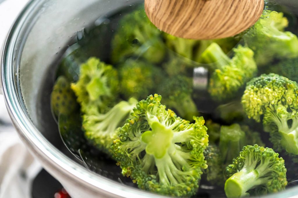 Gedämpfter Brokkoli