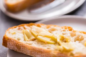 Gerösteter Knoblauch-Aufstrich