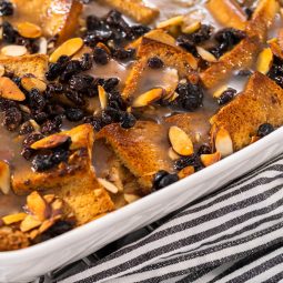 Klassischer American Bread Pudding