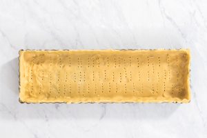 Sommerliche Tarte mit Mascarpone und frischen Beeren