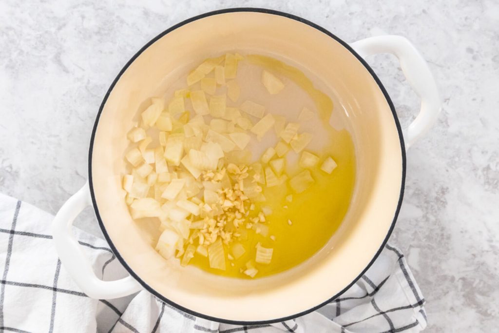 Spalterbsensuppe mit Schinken nach Bauernart