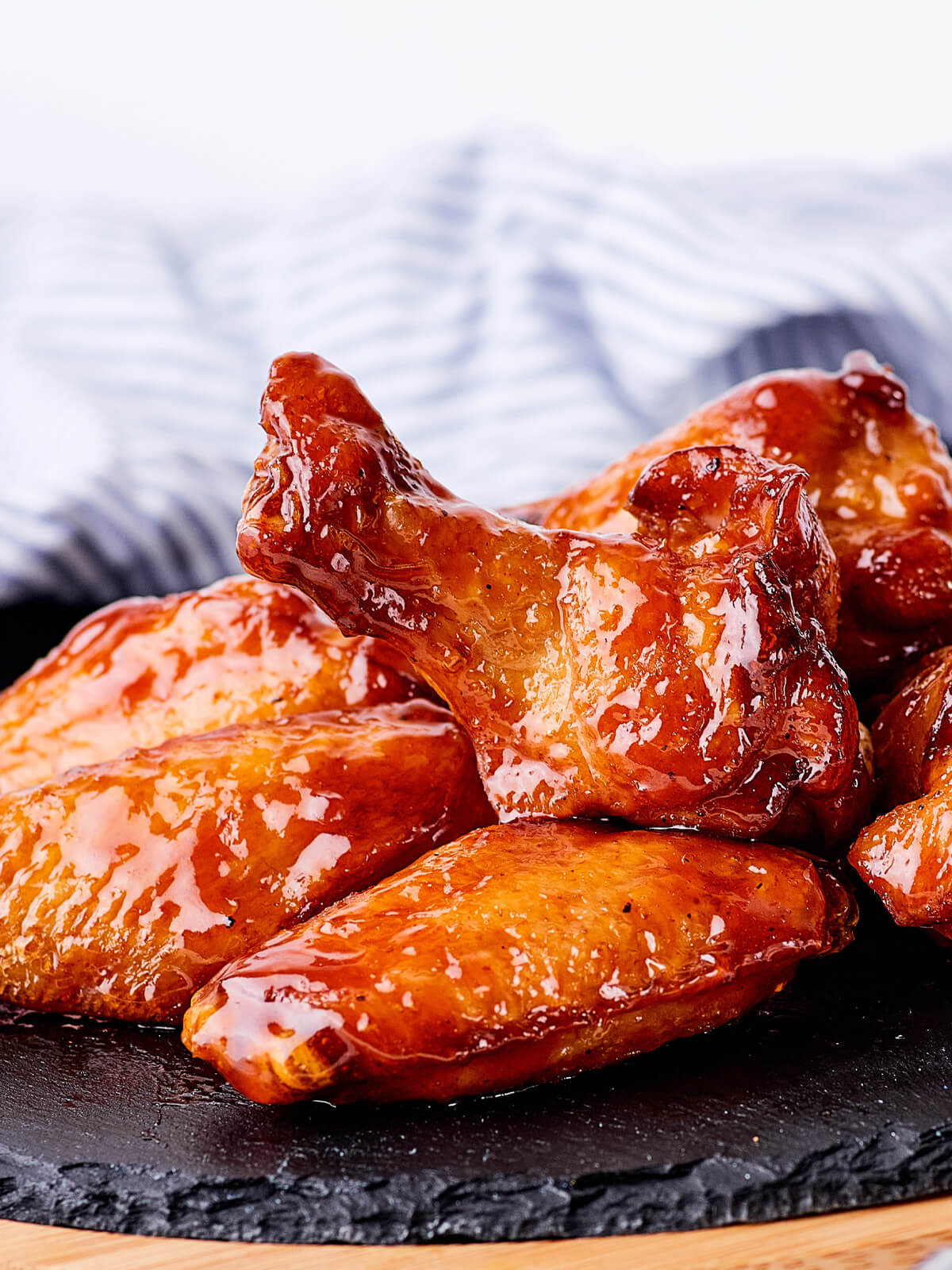 Hähnchenflügel in Sojasauce