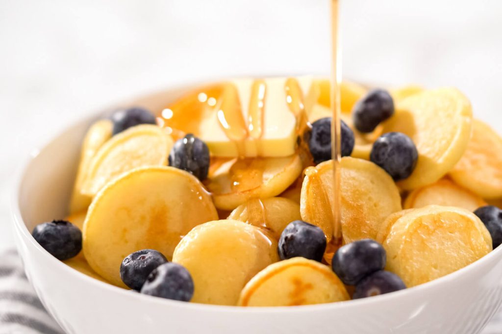 Pfannkuchen-Bissen (Mini-Pancake-Cereal)