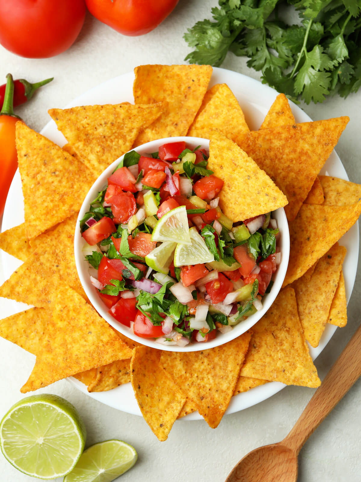 Pico de Gallo – Frische mexikanische Salsa mit Tomaten und Limette