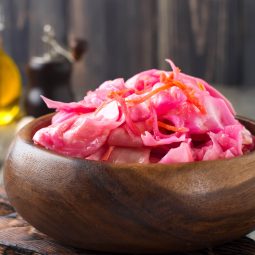 Sauerkraut mit roter Bete