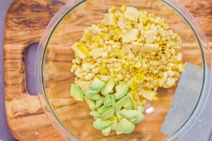 Gegrillter Mais-Salat (Elote)