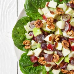 Klassischer Waldorf-Salat