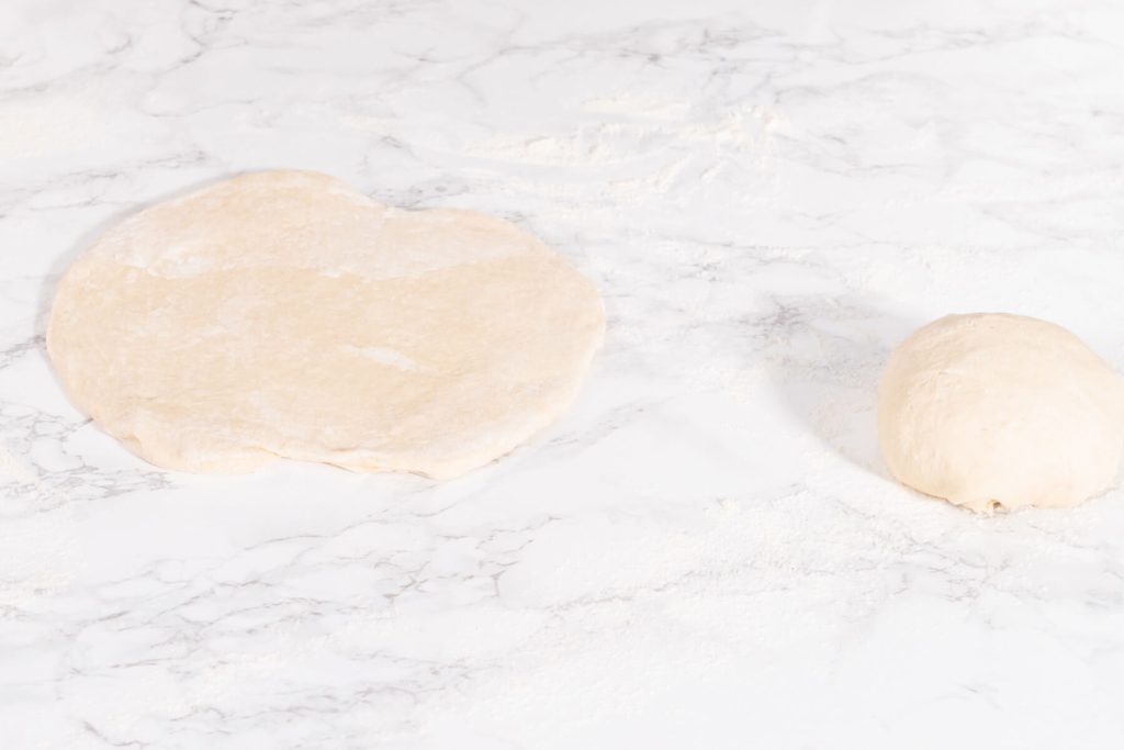 Knusprige Grillpizza mit deinem Lieblingsbelag