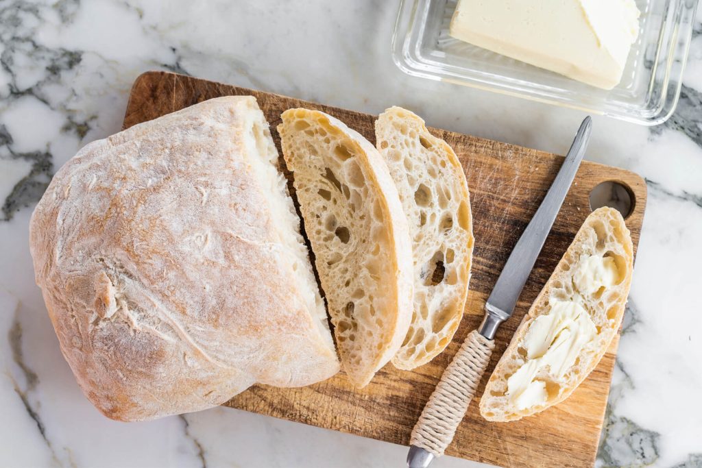 Luftiges Ciabatta-Rezept mit großen Poren