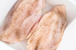 Saftige Hähnchenbrust aus dem Ofen