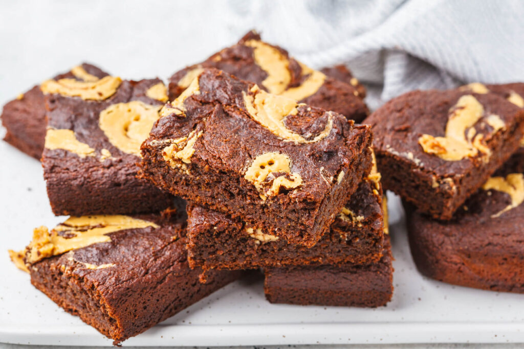Brownies mit Erdnussbutter und Banane (Vegan Peanut Butter Brownies)
