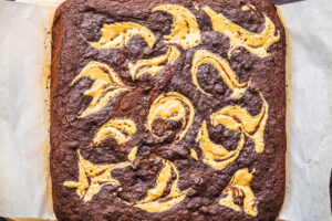 Brownies mit Erdnussbutter und Banane (Vegan Peanut Butter Brownies)