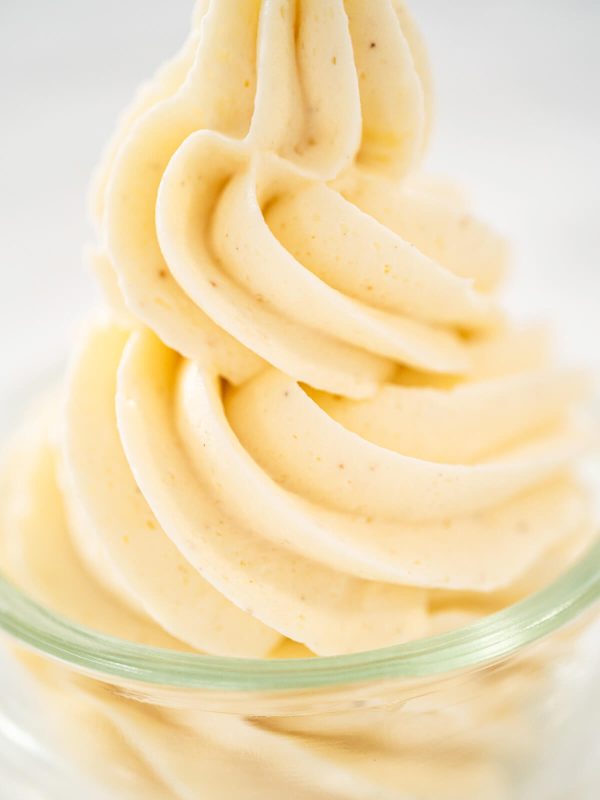 Eierlikör-Buttercreme