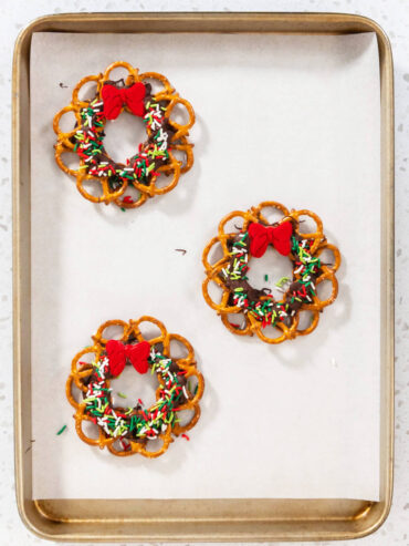 Essbare Schoko-Brezel-Kränze (Weihnachtskränze ohne Backen)