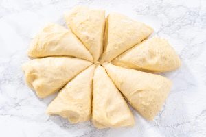 Fluffige Brioche-Brötchen für Burger und Sandwiches