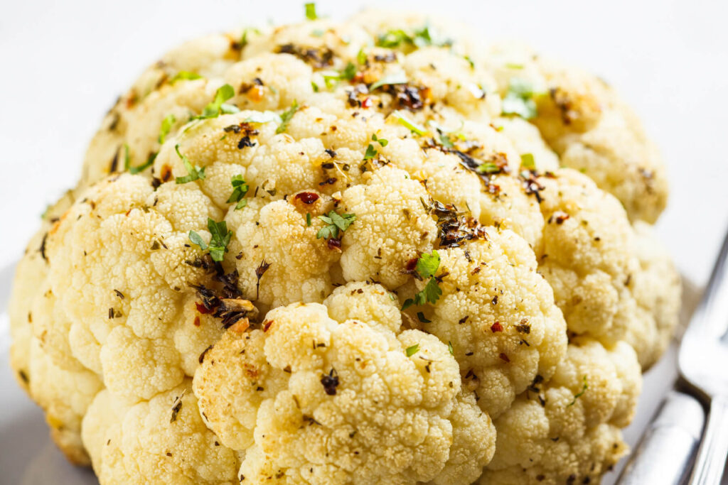 Ganze gebackene Blumenkohl