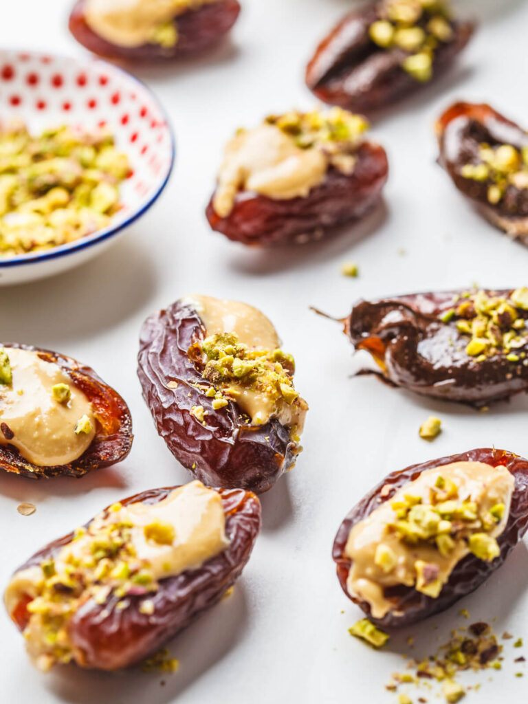 Gefüllte Datteln mit Erdnussbutter