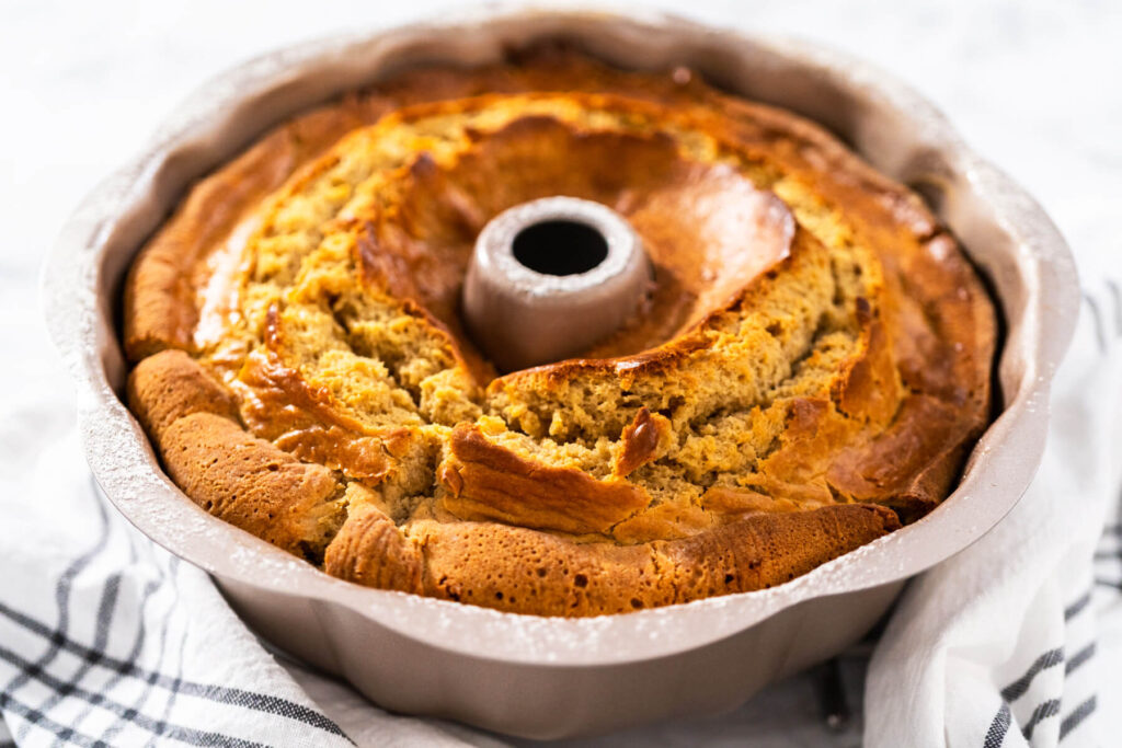 Gugelhupf mit Eierlikör