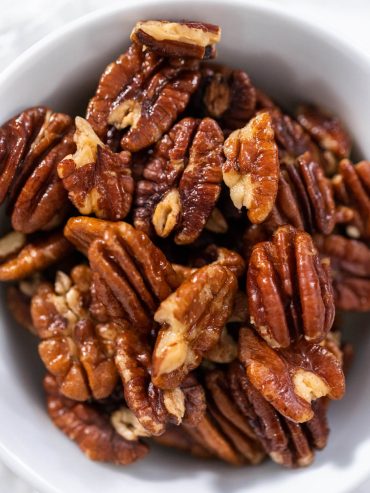 Im Ofen geröstete Pekannüsse