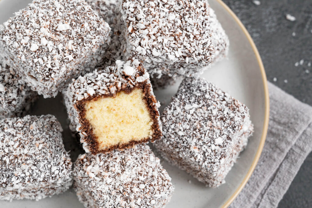 Lamingtons - Australische Biskuitwürfel