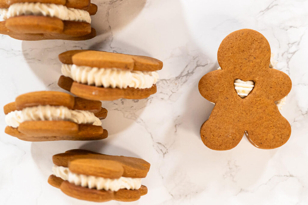 Lebkuchen-Männchen mit Buttercreme