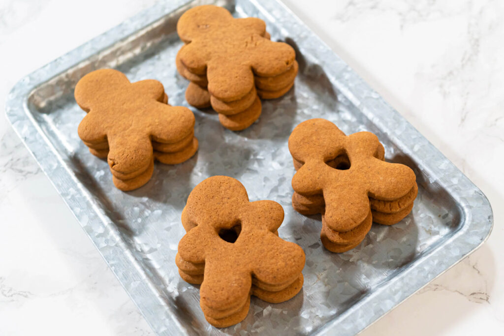 Lebkuchen-Männchen mit Buttercreme