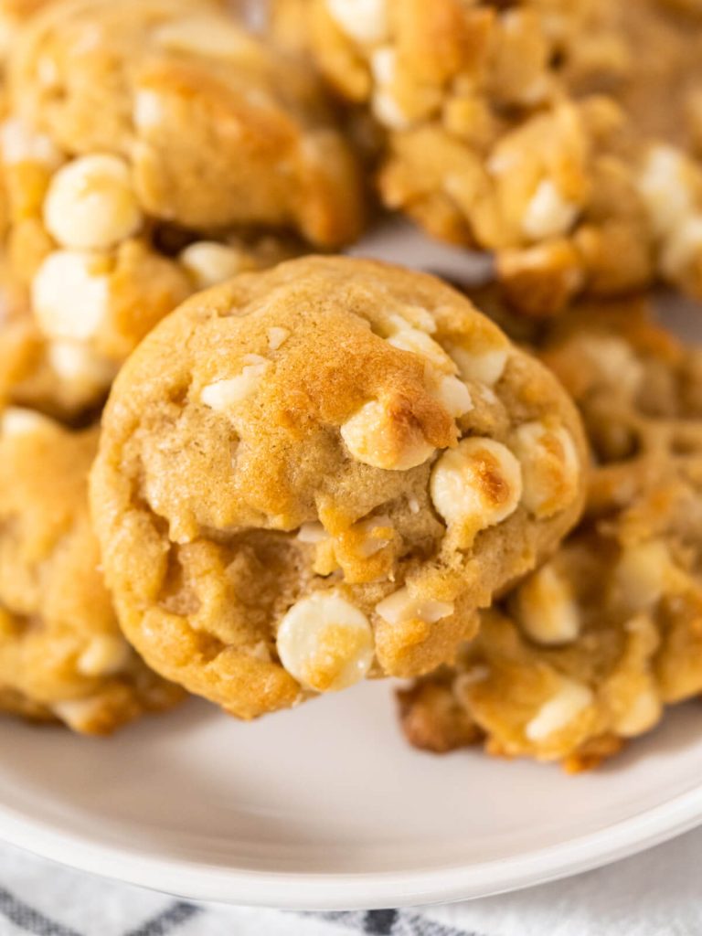 Macadamia-Kekse (Cookies mit weißer Schokolade)