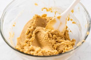 Macadamia-Kekse (Cookies mit weißer Schokolade)