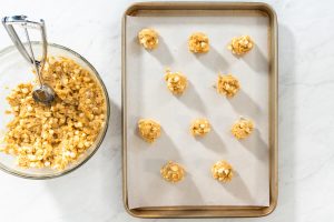 Macadamia-Kekse (Cookies mit weißer Schokolade)