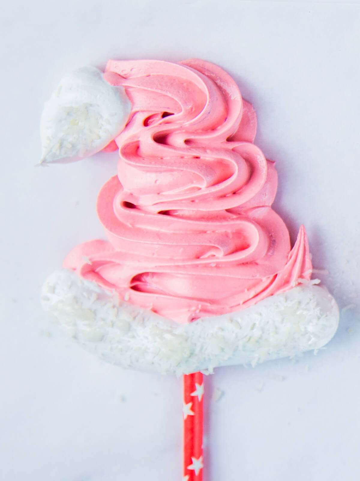 Meringue-Hütchen des Weihnachtsmanns - Schweizer Baiser