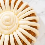 Möhren-Gugelhupf mit Frischkäse - Rübli-Gugelhupf