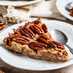 Pekannuss-Kuchen (Vegan Pecan Pie) – natürlich süß & pflanzlich
