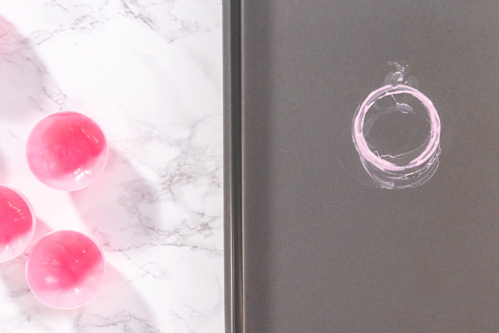 Schokobomben mit Marshmallow-Füllung (Hot Chocolate Bombs)