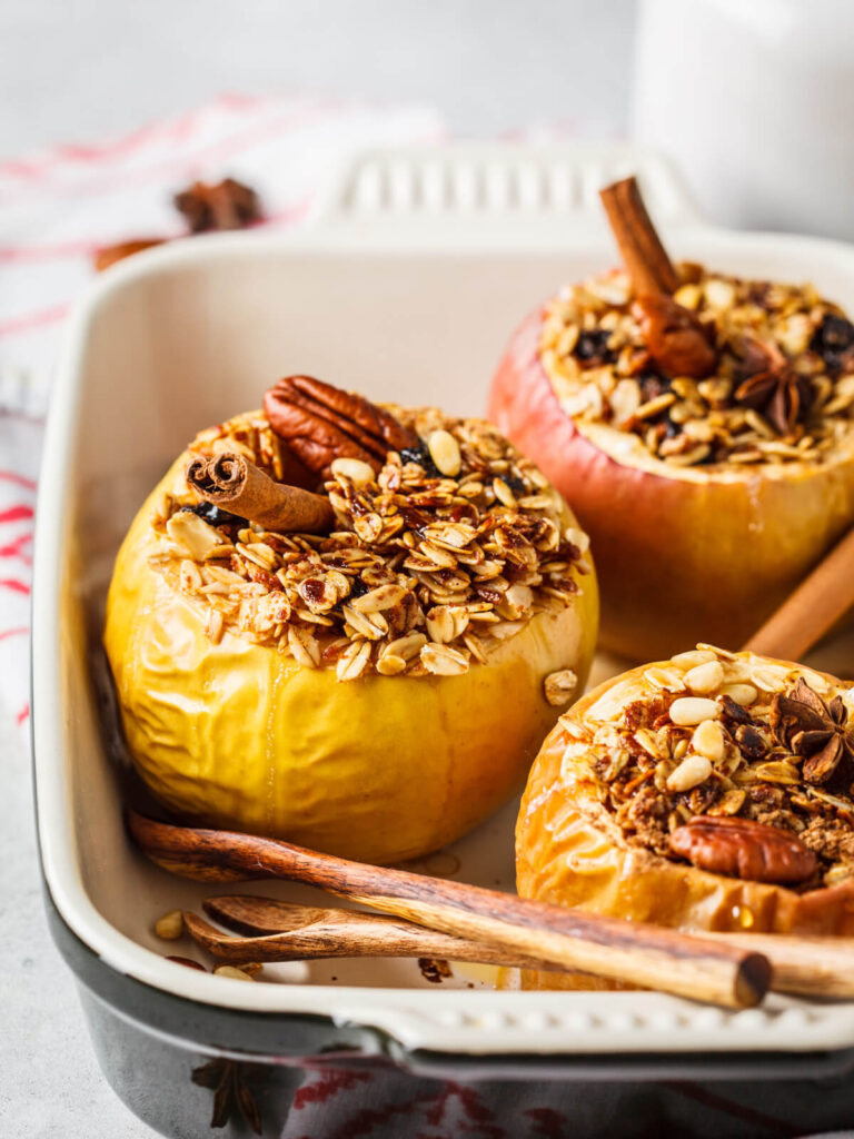 Vegane Bratäpfel mit Hafer, Zimt & Kokoszucker - Clean Eating Dessert