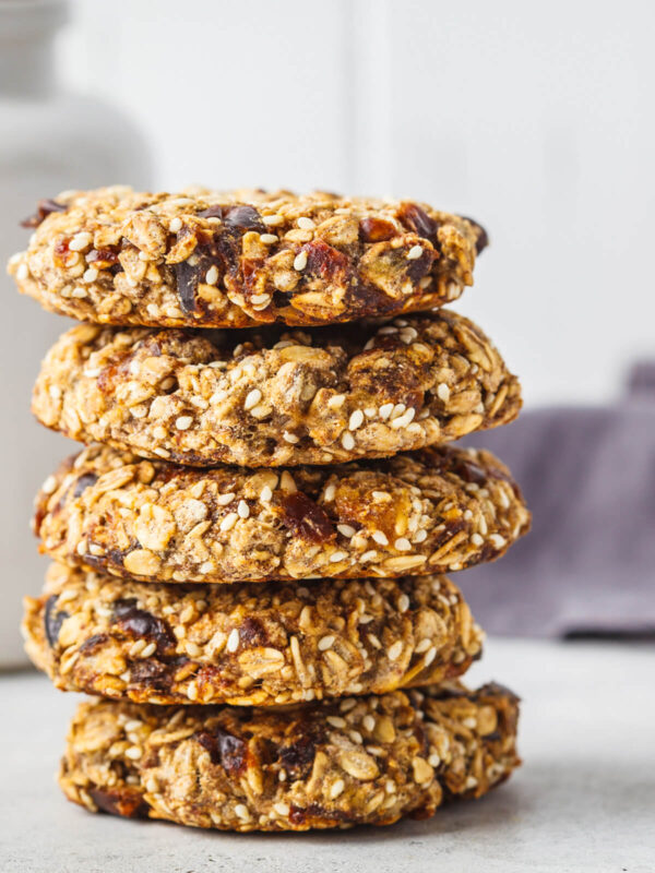 Veganer Haferkekse mit Maca und Datteln - Energy-Kekse ohne Mehl und Zucker