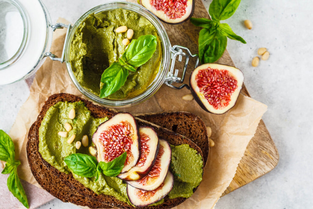 Veganes Basilikum-Pesto ohne Käse