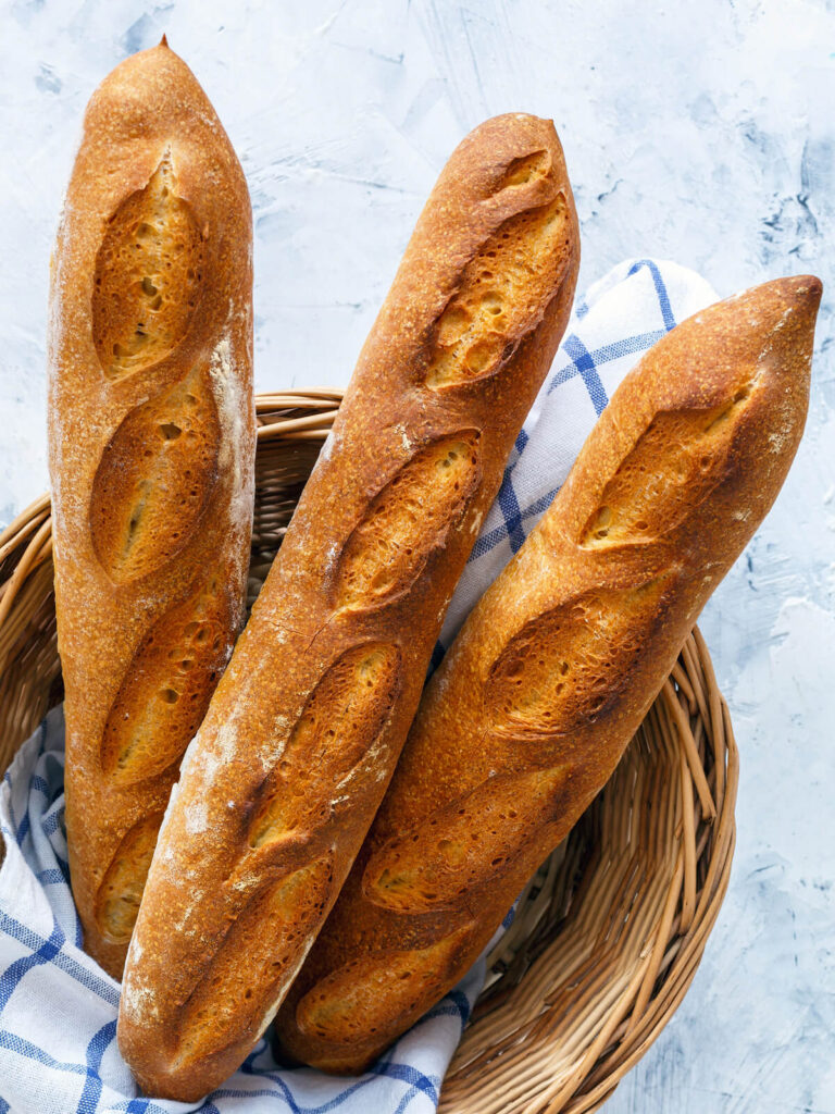Französisches Baguette mit Weizensauerteig (wie von der Boulangerie)