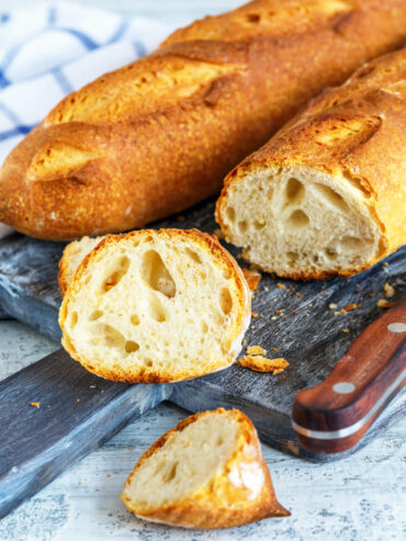Französisches Baguette mit Weizensauerteig (wie von der Boulangerie)