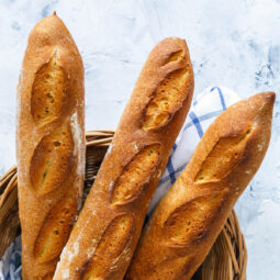 Französisches Baguette mit Weizensauerteig (wie von der Boulangerie)