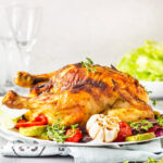 Gefülltes Hähnchen mit Zwiebel-Champignon-Füllung