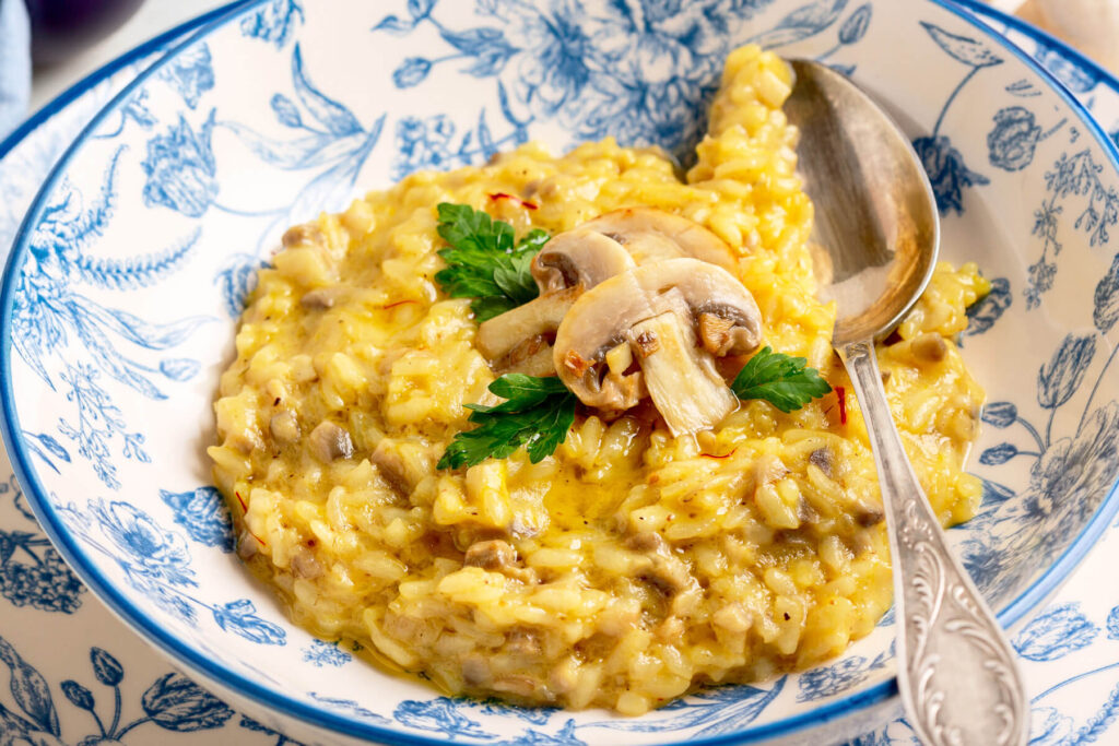 Risotto mit Champignons und Safran
