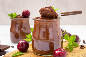 Schokoladenmousse ohne Eier – cremiges Dessert im Glas