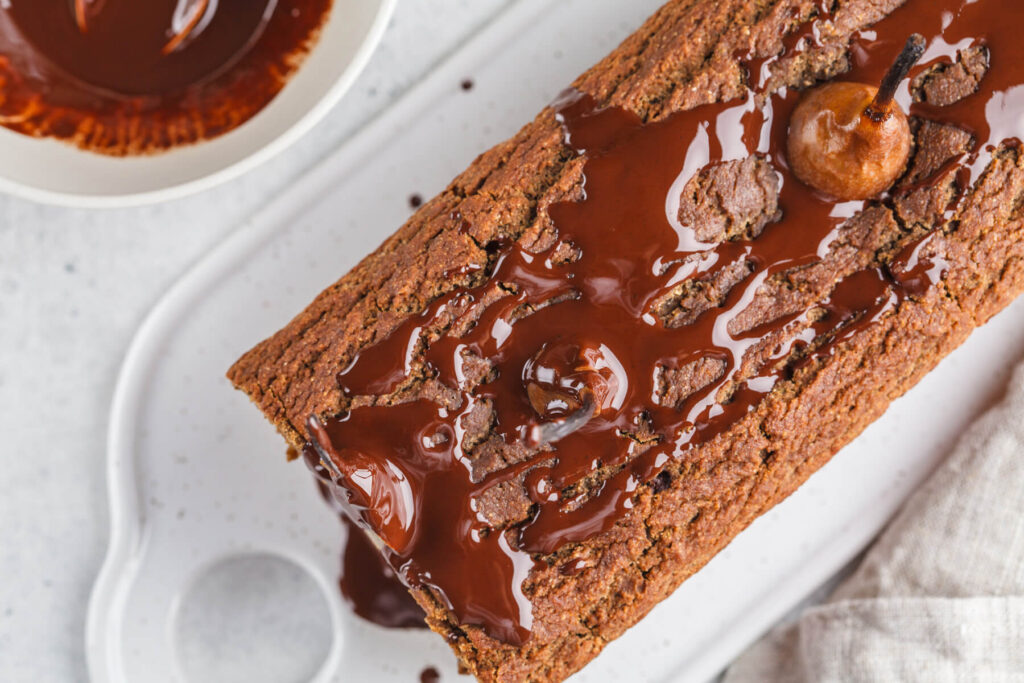 Veganer Schoko-Birnen-Kuchen mit Zucchini